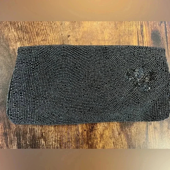 VINTAGE: Jill Empress | handmade beaded small clutch. - Picture 4 of 12